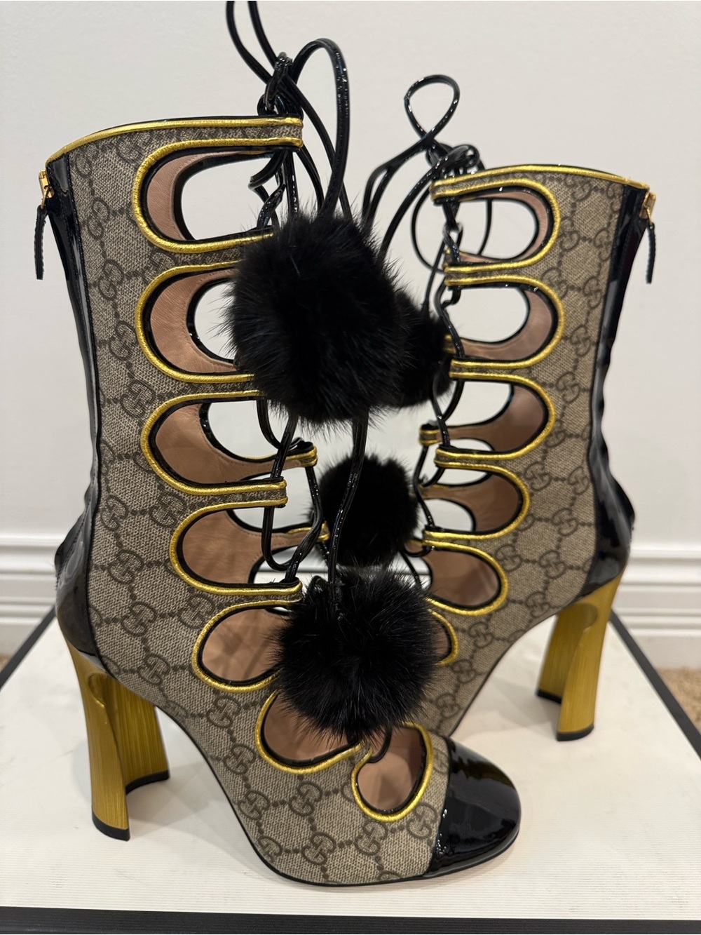 Gucci Heloise GG Supreme Pom Pom Lace Up Heels 37 Rare Runway NWT - Picture 5 of 9